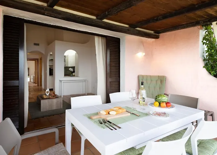 Infinite Blue Apartment *